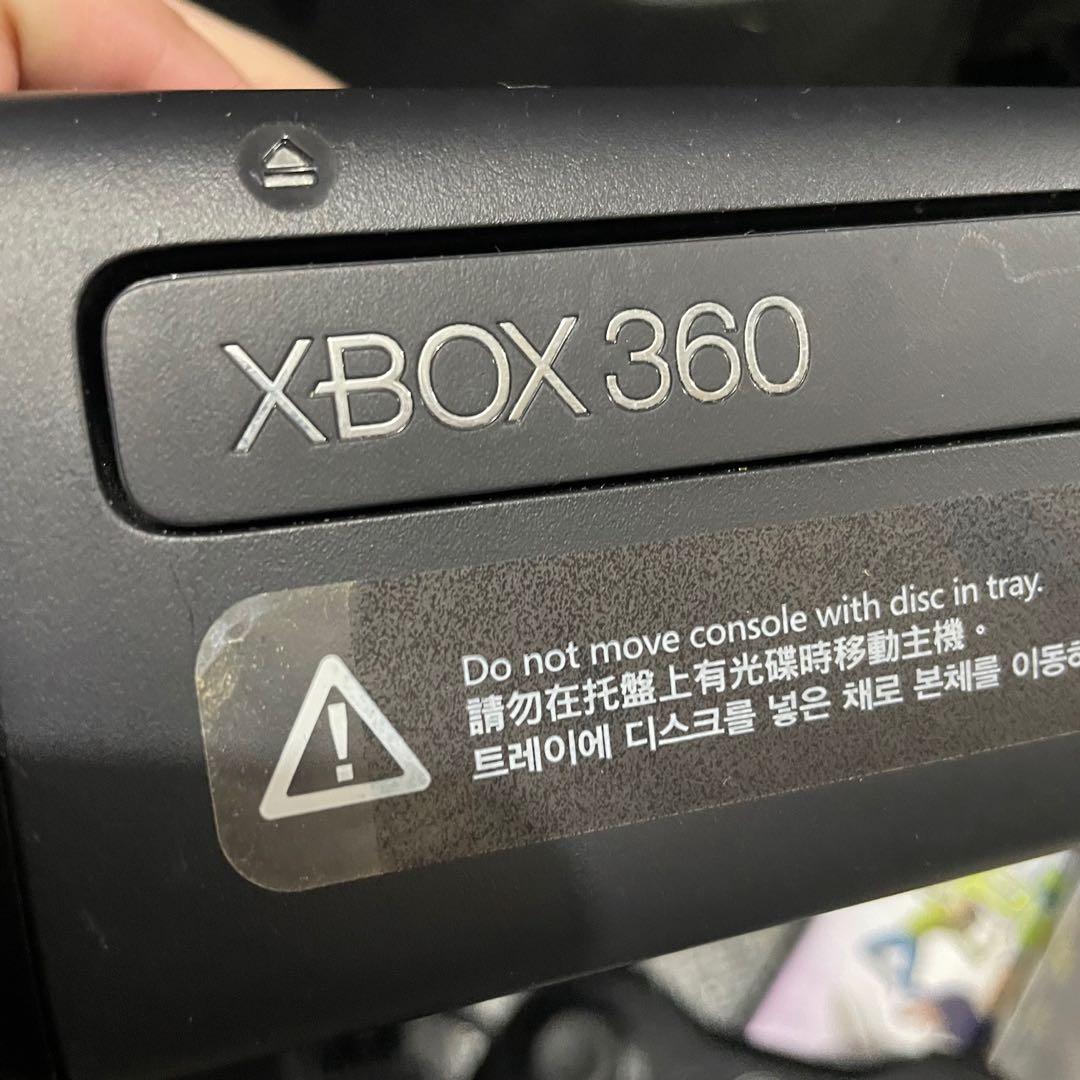 Xbox 360 (250gb) with Kinect and games (Category: Xbox) located in General Trias. Submitted by samwhere (Listing ID 1140498432, Image 2). Description: -Xbox 360 (250 gb) -with free original games -with Kinect and 1 controller -This was barely used just stored in the closet -in good condition ☺️ -dm me your offers ✨.