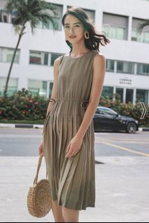 (Category: ) located in . Submitted by shoowei_preloved (Listing ID 1140622321, Image 1). Description: .