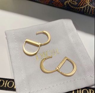 (Kategori: ) berada di . Dikirim oleh linspreloved (ID iklan 1135185064, Gambar 1). Deskripsi: .