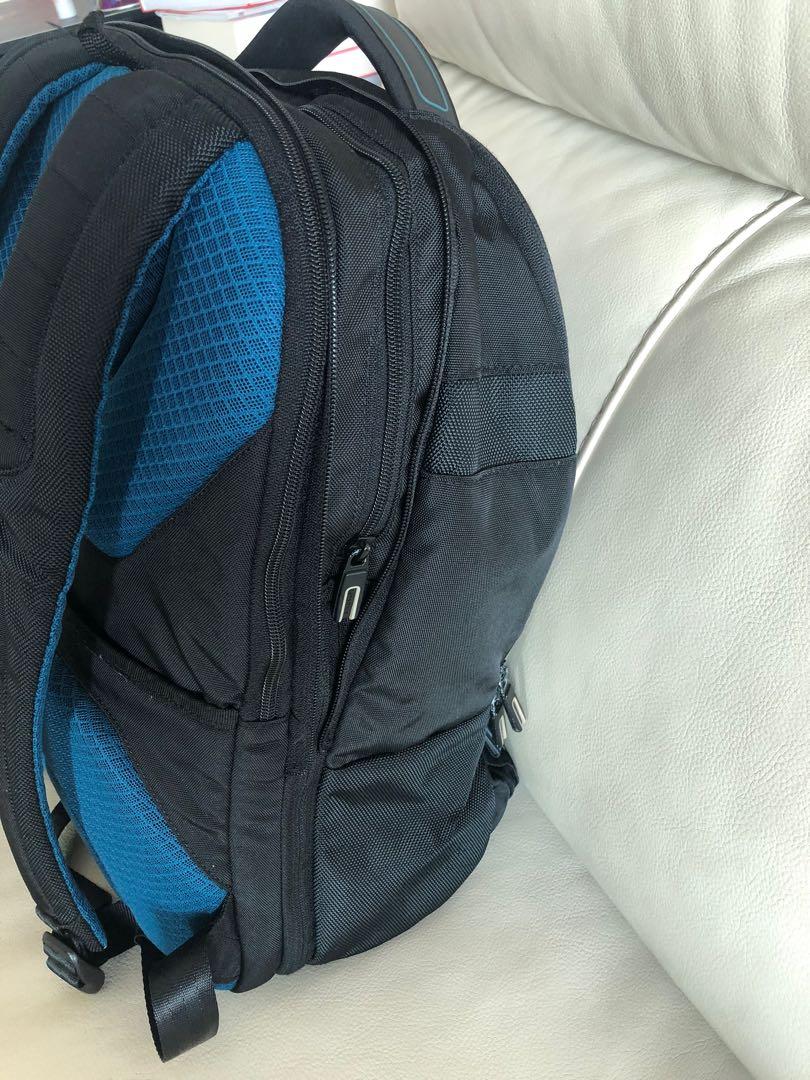 Backpack （分類：背包）位於 Hong Kong。 由 jessiez928 提交（商品編號 1135069155，圖片 3）。簡介： 。