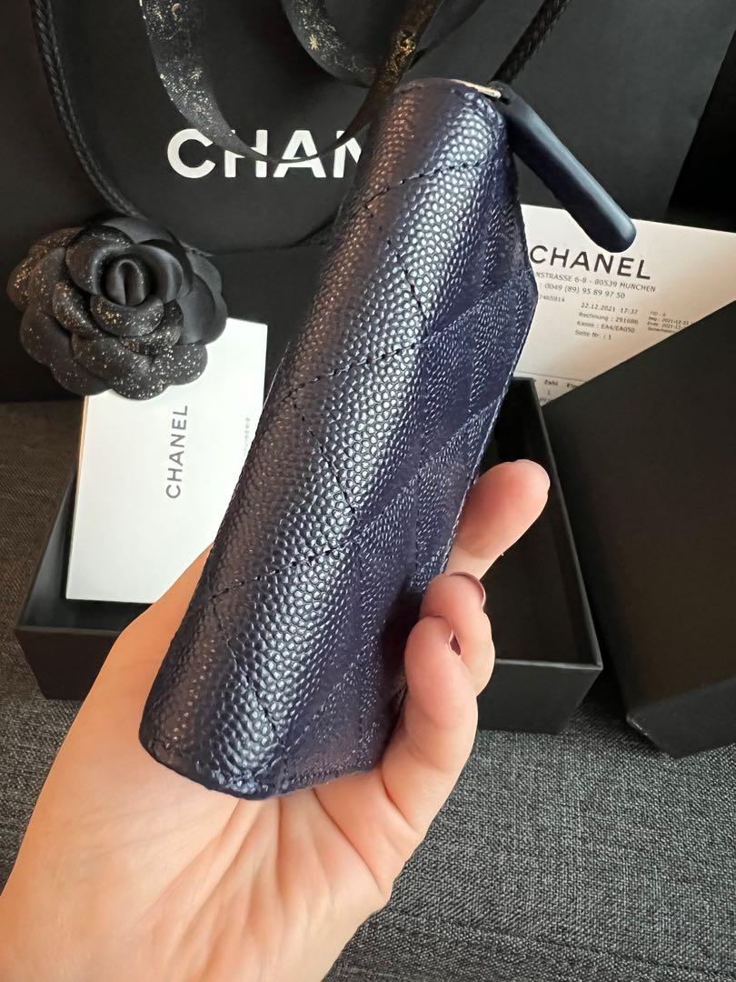 Chanel card holder, dark blue caviar leather GHW - 9brandname