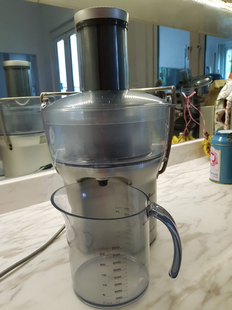 BREVILLE FRUIT JUICER, Furniture \u0026 Home 