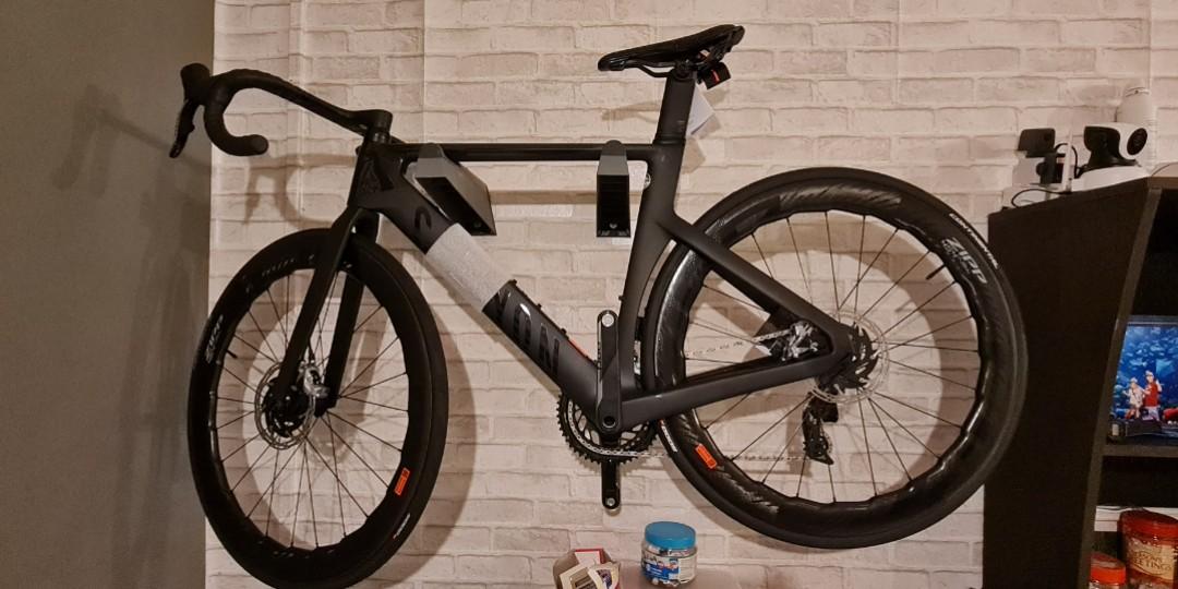 Canyon Aeroad CFR Disc eTap, Sports Equipment, Bicycles \u0026 Parts, Bicycles  on Carousell