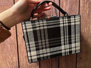 （分類：）位於 。 由 secondhandsell.com 提交（商品編號 1135146755，圖片 1）。簡介： 。