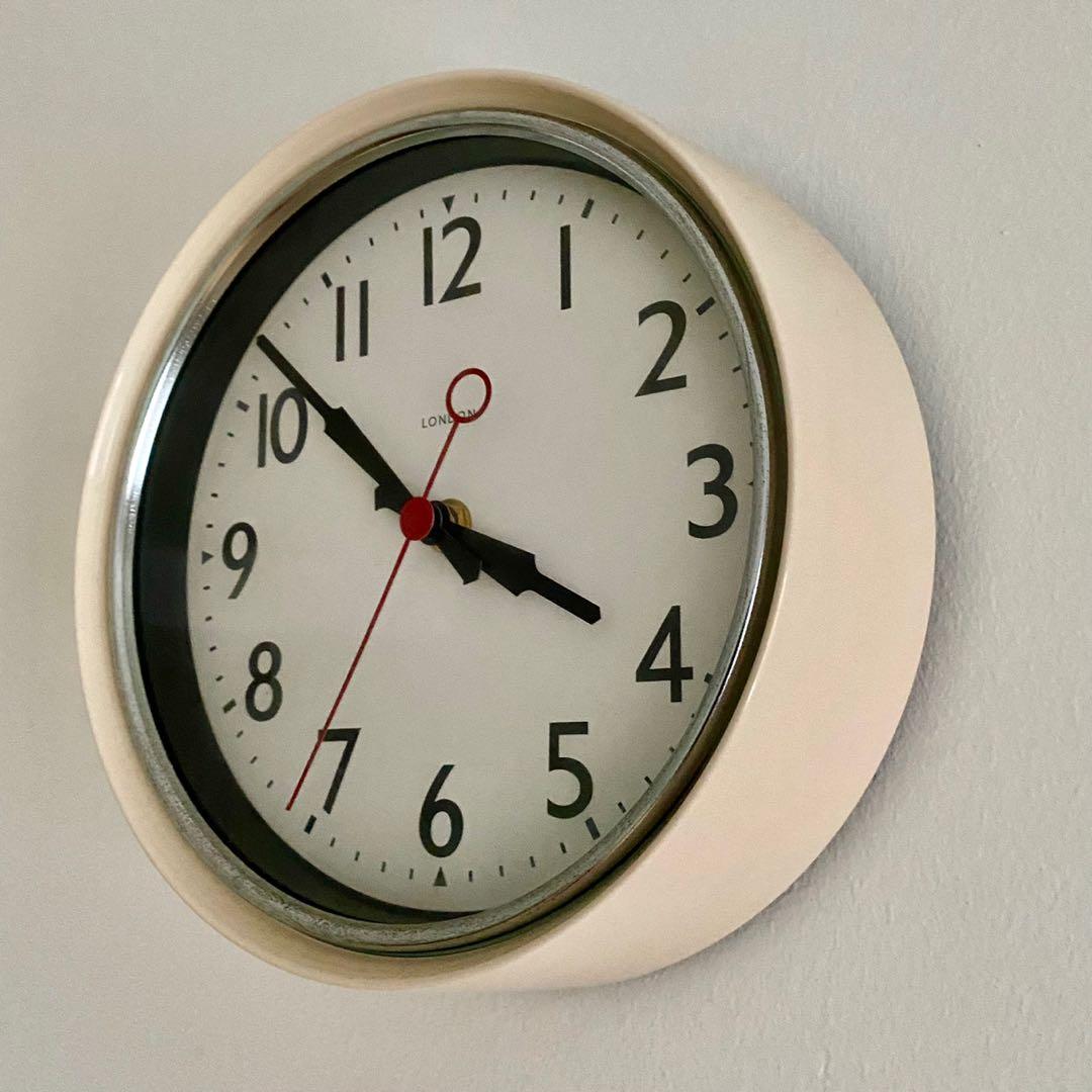 Classy clock with quiet quartz sweep. Price per unit , Furniture & Home