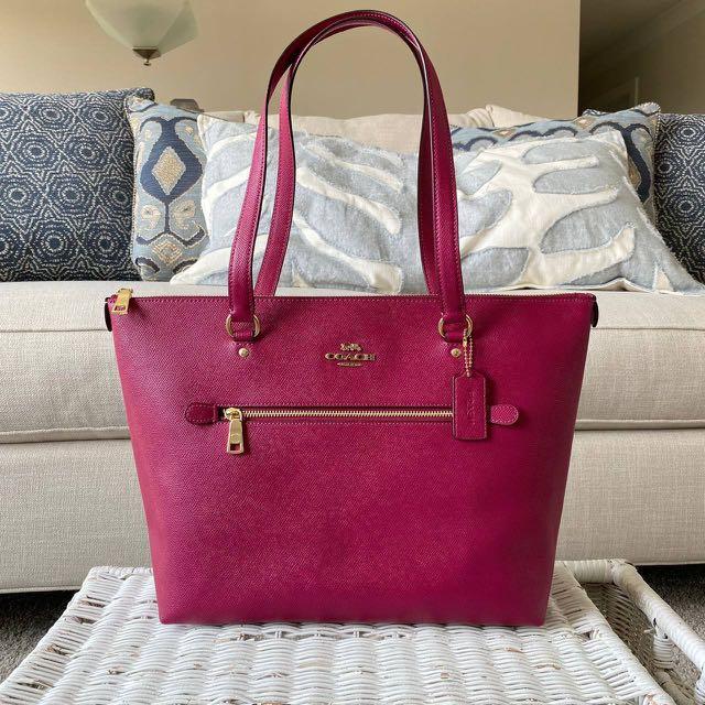 Coach leather gallery tote deals