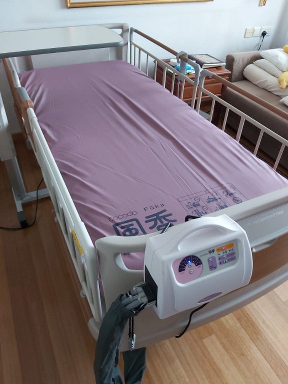 Paramount Electric Hospital Bed with air mattress & electric pump
