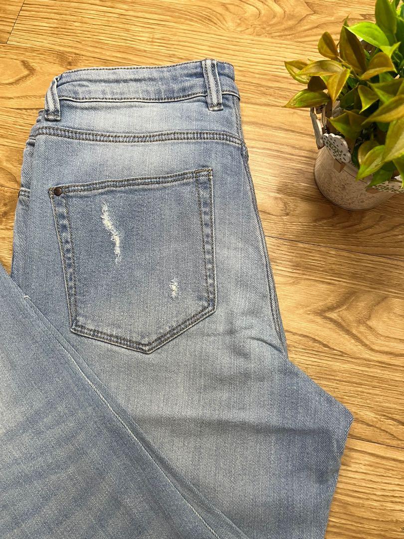 Esmara Boyfriend's Jeans, Women's Fashion, Bottoms, Jeans on Carousell