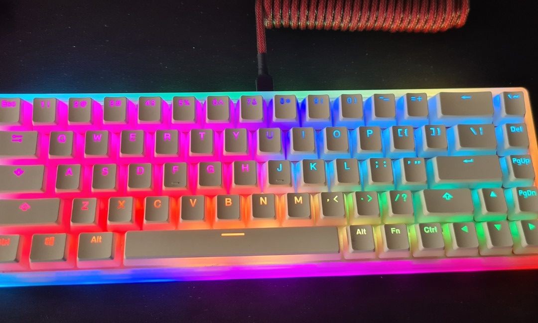 Everglide SK68 65% Hotswappable with PC GLORIOUS AURA KEYCAPS V2 (AKKO ...