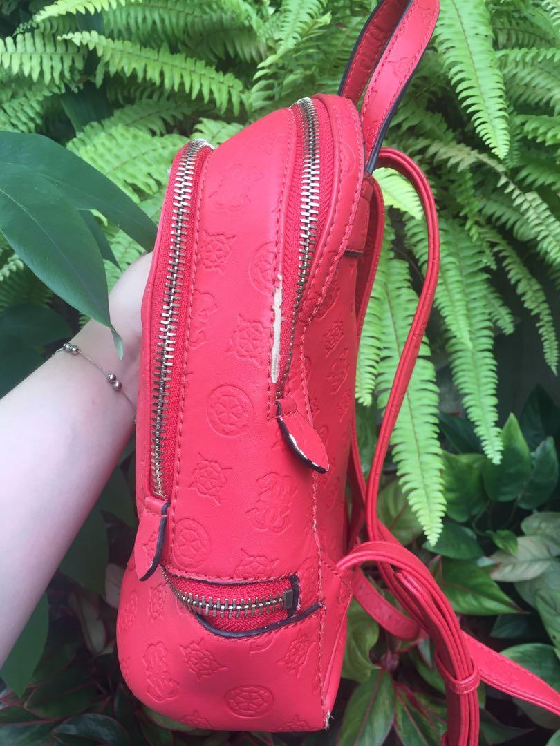 RUSH FOR VET BILLS 🥺 GUESS mini backpack (Category: Backpacks) located in Manila. Submitted by futuremd_ (Listing ID 1135095479, Image 3). Description: Used once. Never na nagamit dahil sa pandemic, may plastic pa mga zipper :) . Issue: may worn out parts because it was not used for awhile. Hope someone finds this cute and take care of it. ❤️.