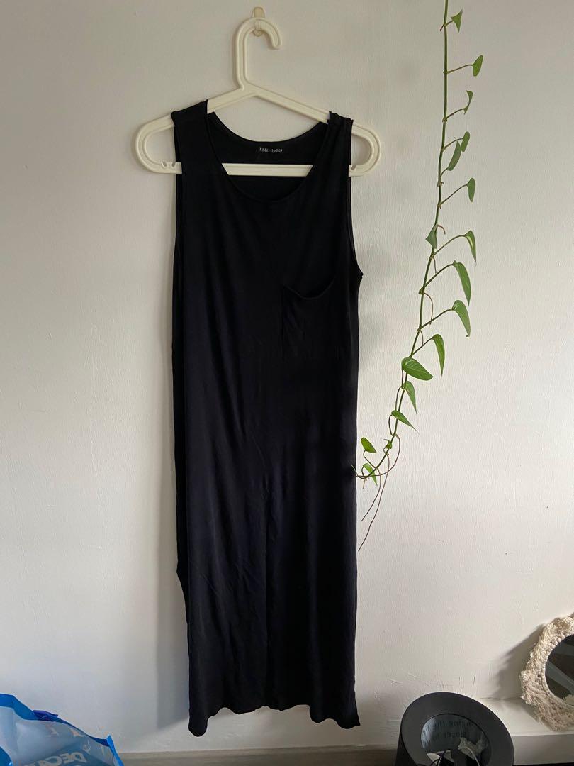 Long casual dress in Black, Women's Fashion, Dresses \u0026 Sets, Dresses on  Carousell