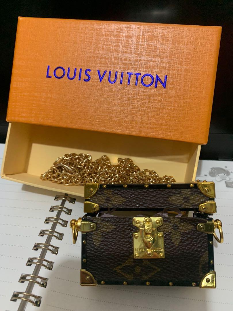 Louis Vuitton Leather Airpods PRO Case  Iphone leather case, Marquise  jewelry, Custom shoes diy