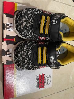 (Category: ) located in . Submitted by rainbowsg (Listing ID 1135048038, Image 1). Description: .