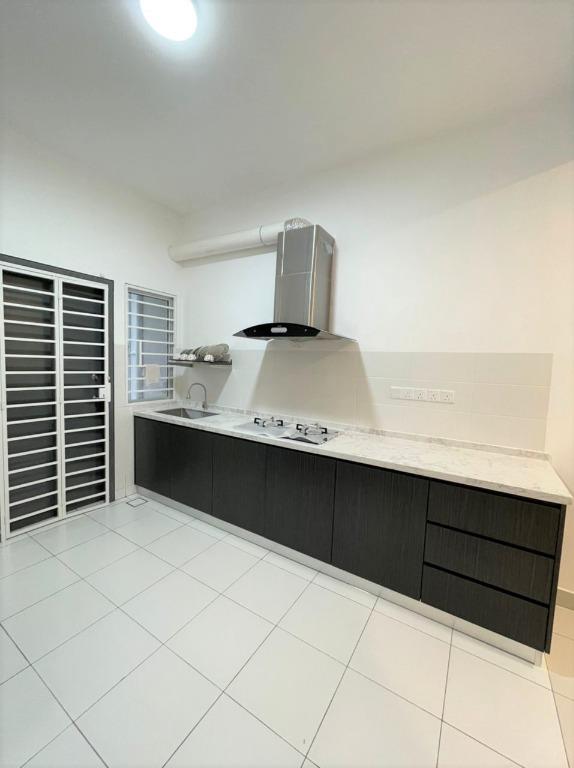 Move In Condition Double Storey Elsa Bandar Bukit Raja Klang, Property ...