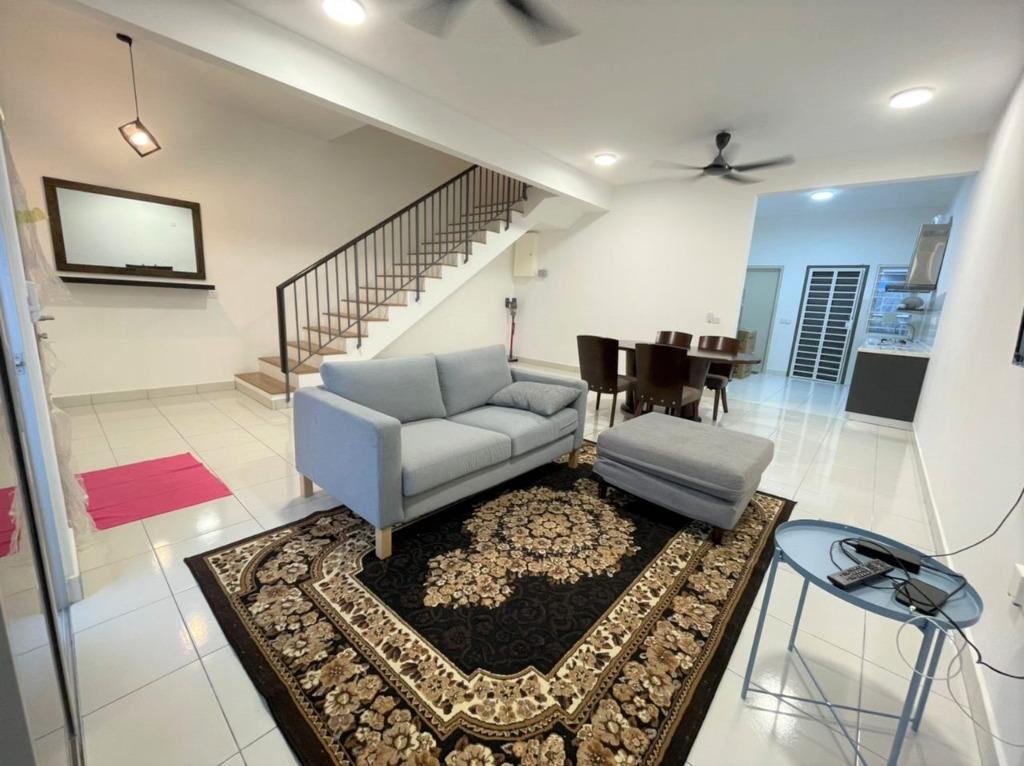 Move In Condition Double Storey Elsa Bandar Bukit Raja Klang, Property ...
