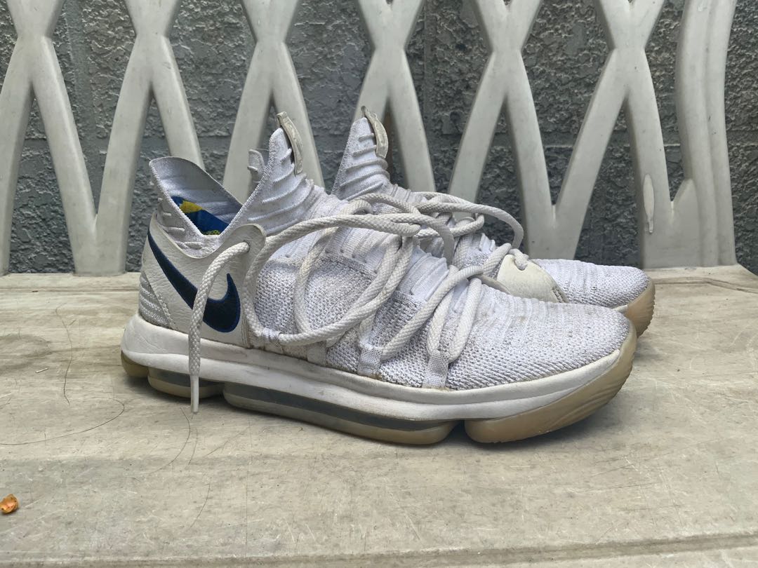 Nike KD 10 GSW, Men's Fashion, Footwear, Sneakers on Carousell