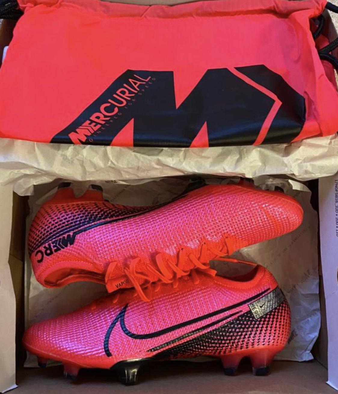 Mercurial vapor c