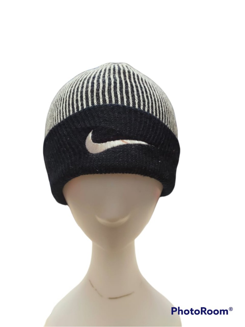 nike short beanie