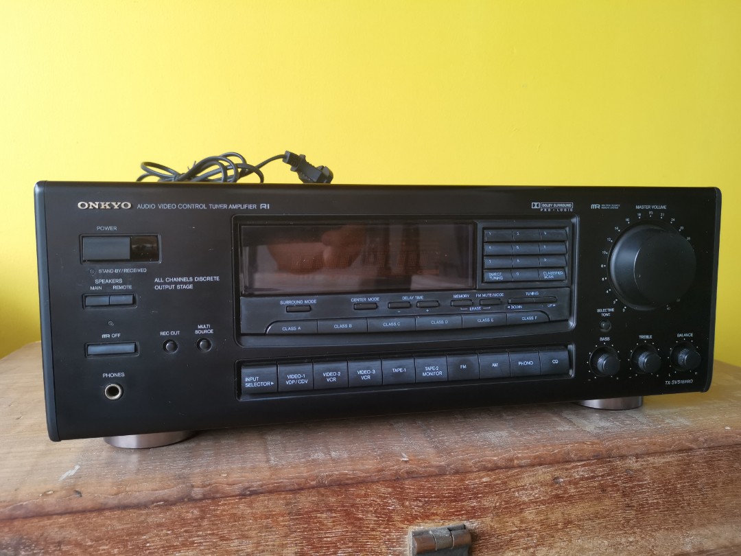 Onkyo TXSV515 Pro Integrated Tuner Amplifier & Celestion 7 Speakers