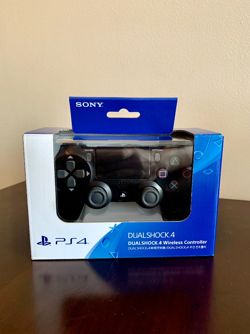 Original PS4 Controller, Video Gaming, Gaming Accessories, Controllers on  Carousell