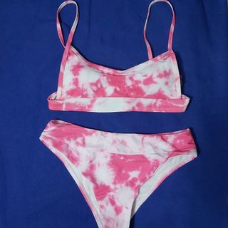 (Category: ) located in . Submitted by shop.lizzy (Listing ID 1135233940, Image 1). Description: .