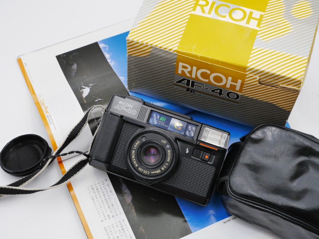 Ricoh AF40 35mm Film Compact with Case and Box, Photography, Cameras