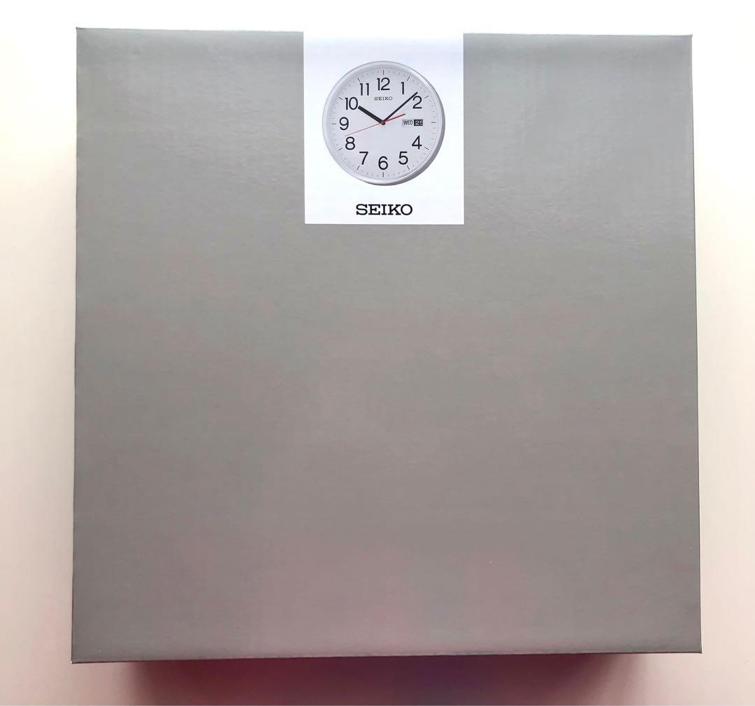 Seiko wall clock with day & date display, Furniture & Home Living, Home