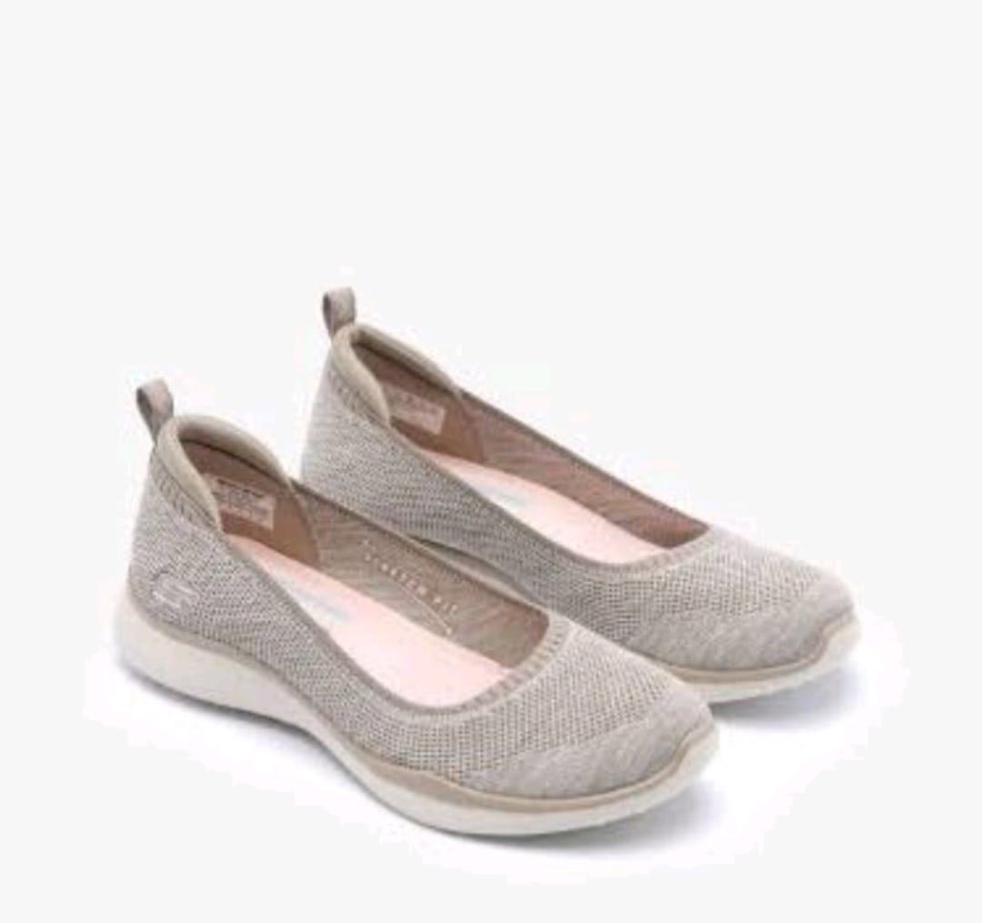 SEPATU SKECHERS SLIP ON WANITA ORIGINAL 100 Fesyen Wanita