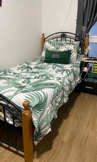 (Category: ) located in . Submitted by ghidaa (Listing ID 1135213014, Image 1). Description: .