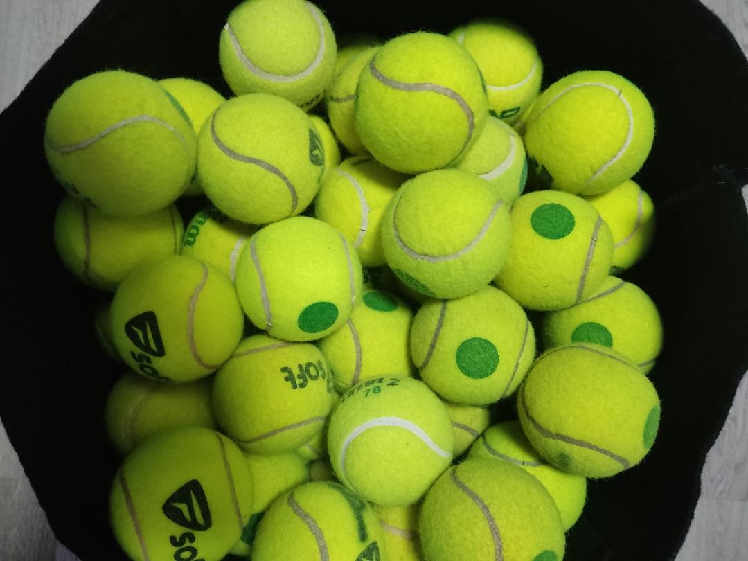 Stage 1 (Green dot) tennis balls, Sports Equipment, Sports & Games