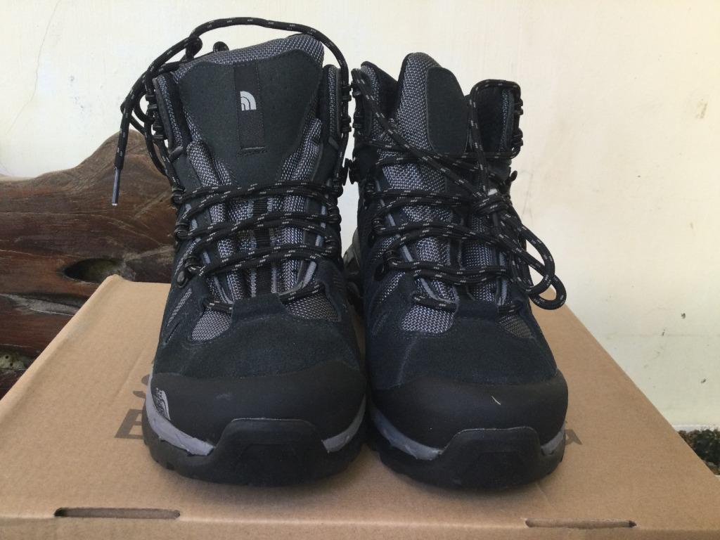 The North Face Gore Tex Waterproof Cedar Mesa (Category: Boots) located in San Fernando. Submitted by 2five.hundred_local (Listing ID 1135182056, Image 3). Description: The North Face Gore Tex Waterproof Cedar Mesa Brandnew never been used RFS- I dont wear hiking/treking/mountaineering stuffs .