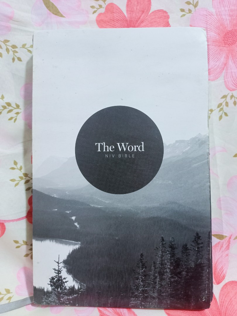 The word niv bible by Hillsong with cover, Hobbies & Toys, Books