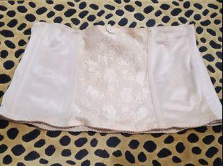 Triumph corset ori