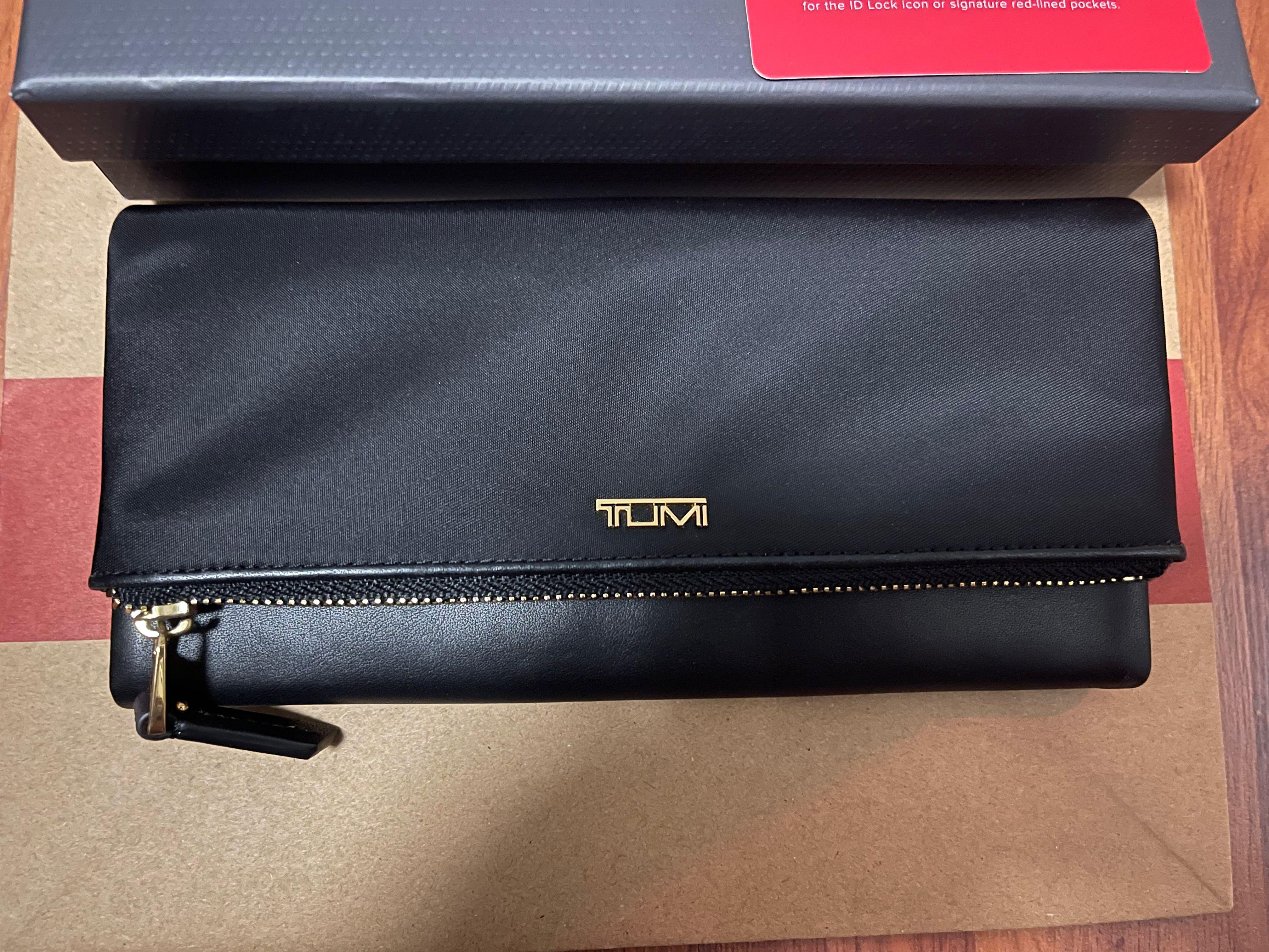 Tumi sales ladies wallet