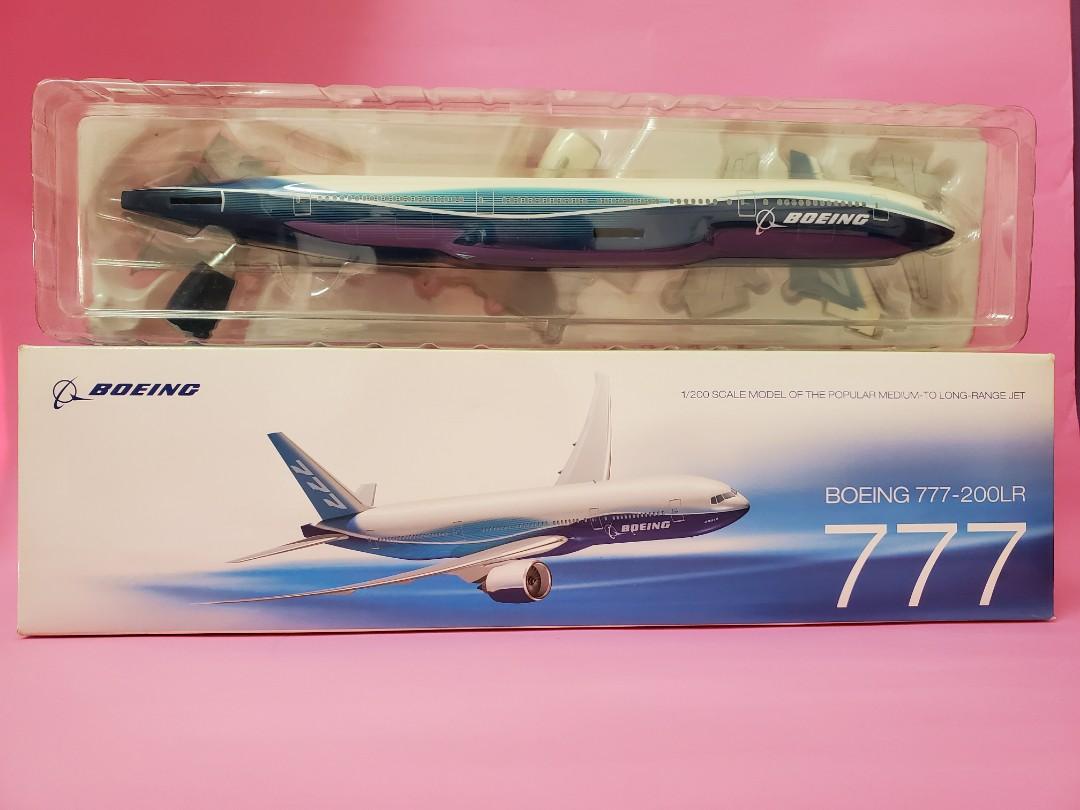 1/200 Boeing 777-200LR Popular Medium-To Long-Range Jet 模型飛機