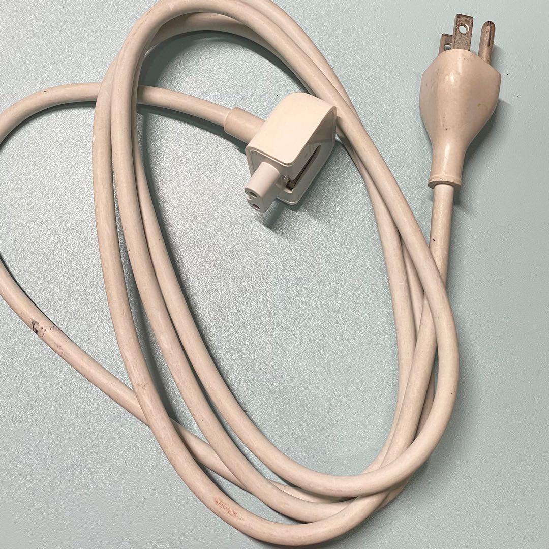 AC Power Cord Magsafe 2 (Macbook Air) (Category: Cables & Adaptors) located in Pasay City. Submitted by tita.finds (Listing ID 1140712835, Image 1). Description: AC Power Cord for 45W Magsafe 2 from my old charger Slightly Negotiable .