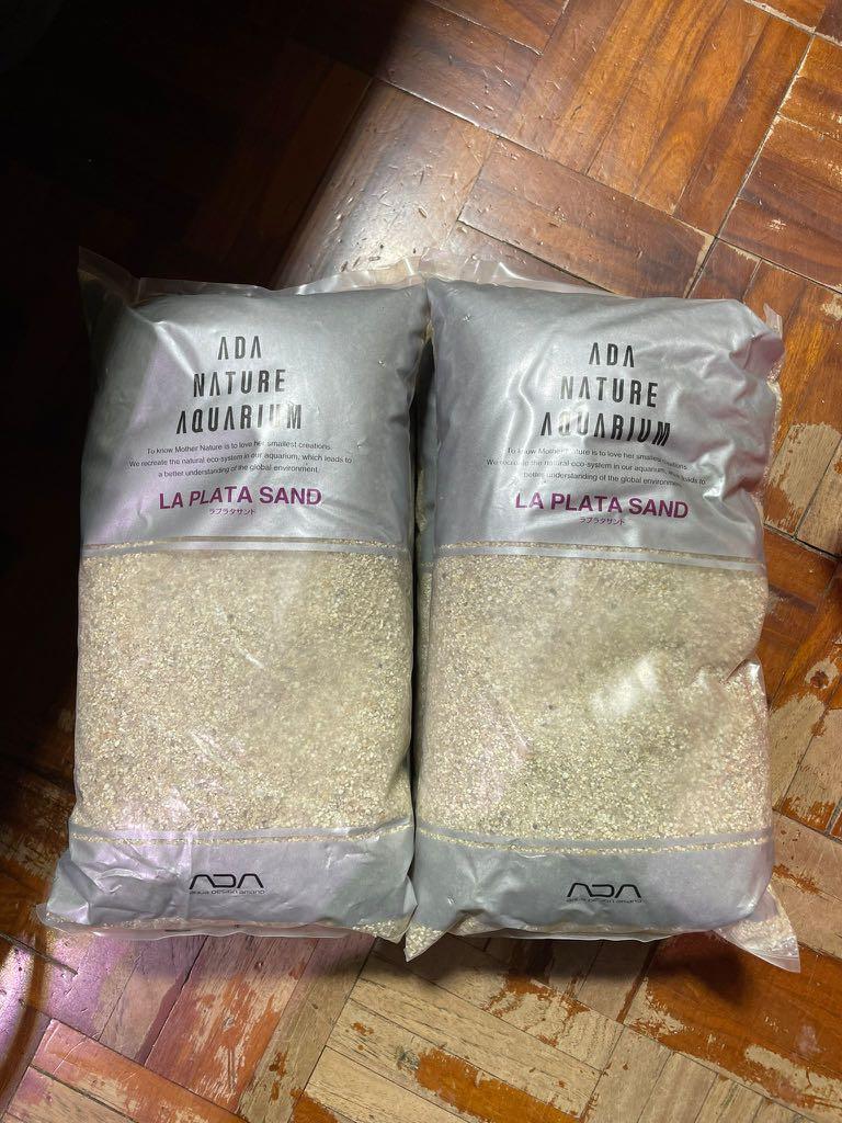 全新ada 化妝沙2kg X 4 每袋 50 寵物用品 寵物家品及其他 Carousell