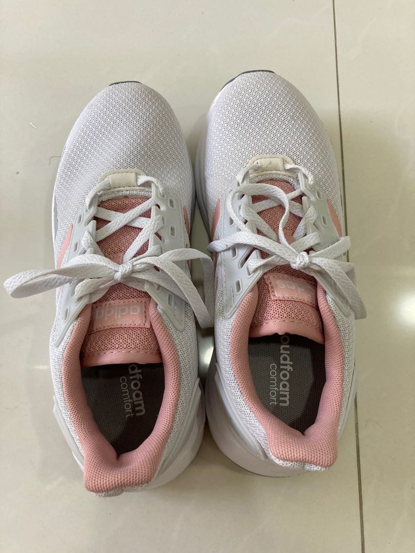 Adidas Cloudfoam Comfort