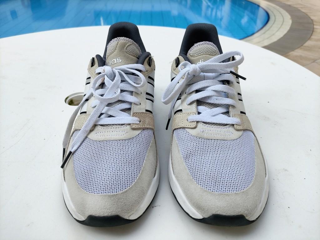 CLEARANCE Adidas Run 90s Off White