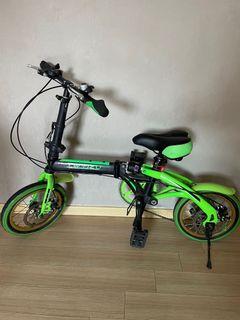 Adjustable/ foldable kids bike