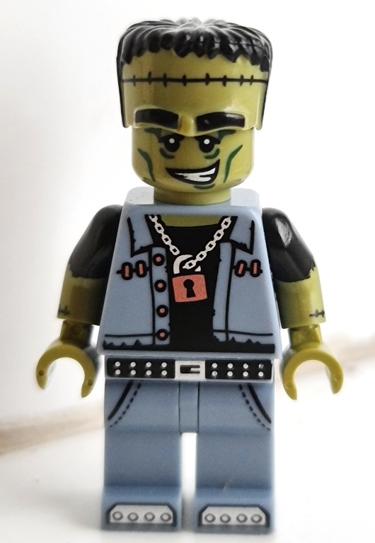Frankenstein lego figure discount