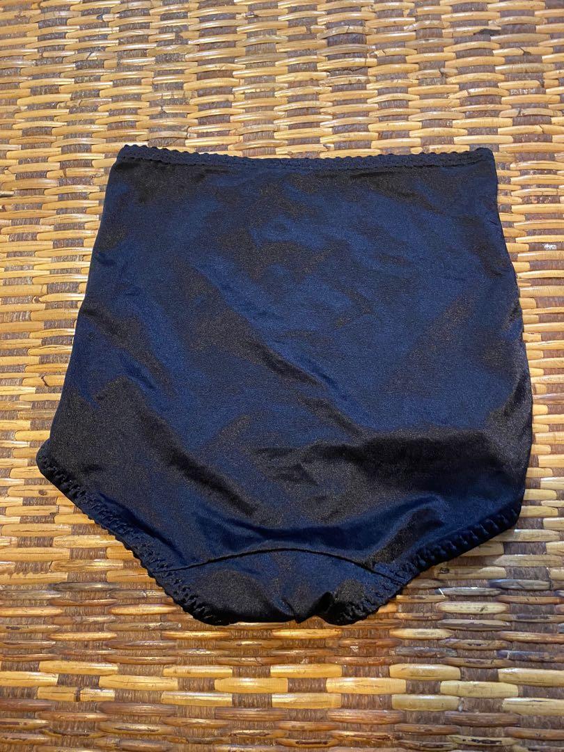 Bali girdle panty S, Men's Fashion, Bottoms, New Underwear on