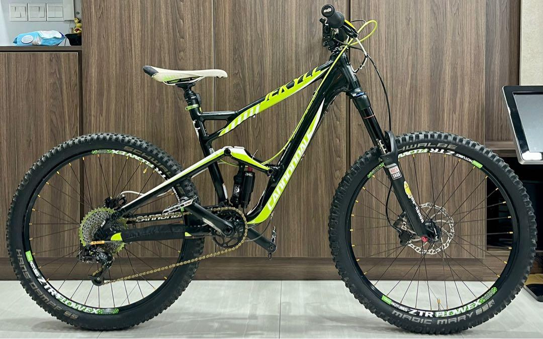 Cannondale Jekyll high mod Sports Equipment Bicycles Parts