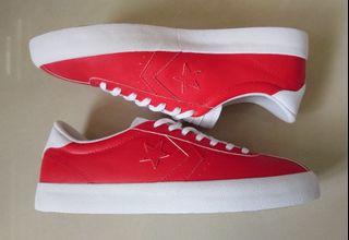 全新CONVERSE男子休閒鞋，尺寸 US9 (27cm)