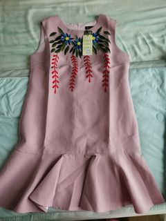 (Category: ) located in . Submitted by chloegiok (Listing ID 1140723127, Image 1). Description: .