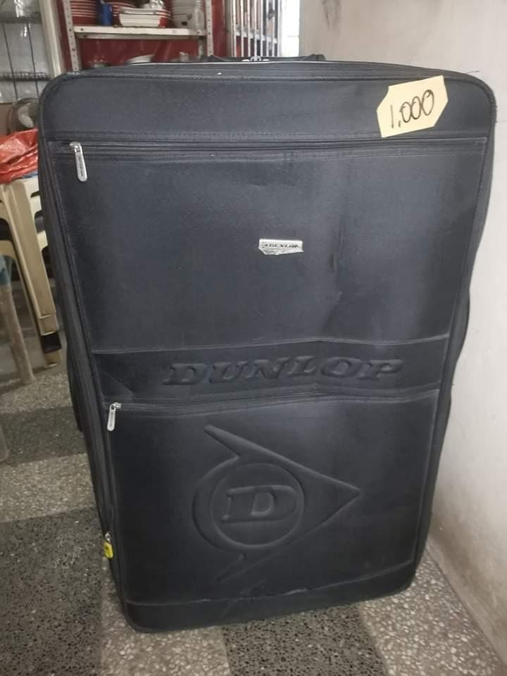 Dunlop 2025 suitcase large