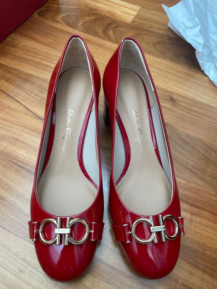 Ferragamo garda shop
