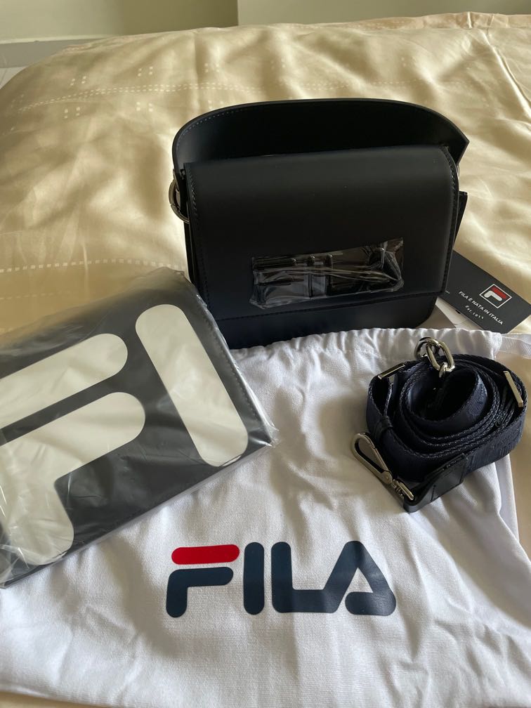 Fila front bag store