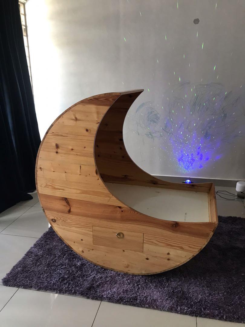 Half Moon Baby Bed
