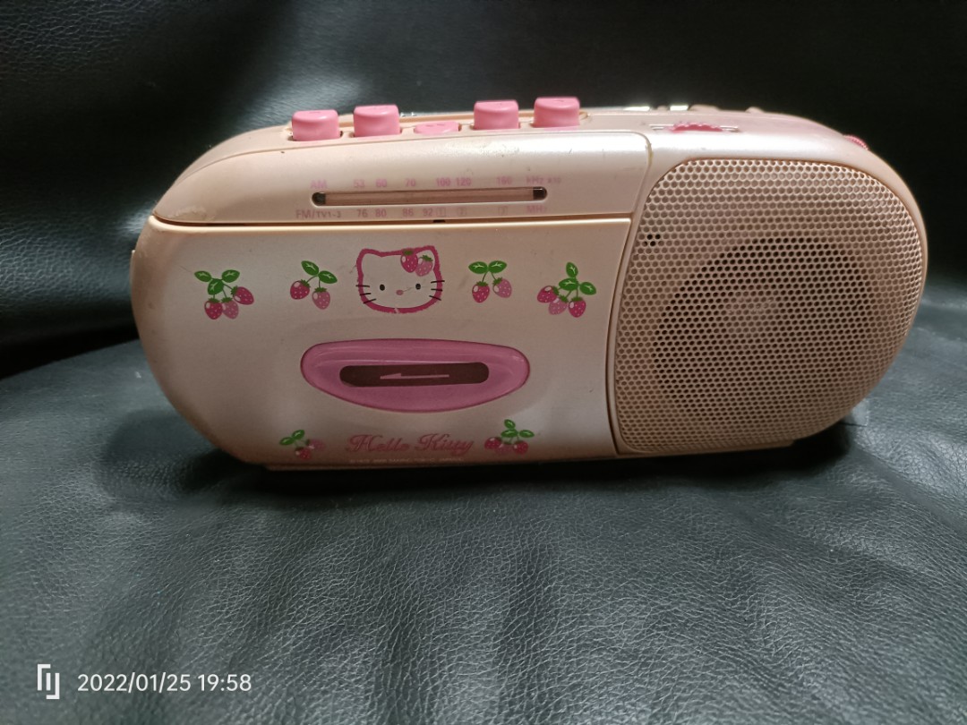 Hello Kitty cassette radio, Audio, Portable Music Players on Carousell